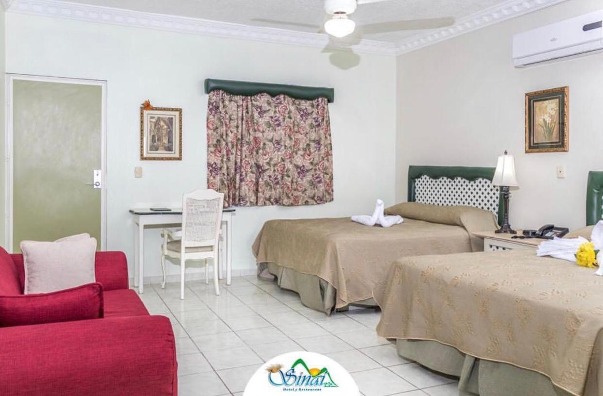 Hotel Sinai Nagua Exteriör bild
