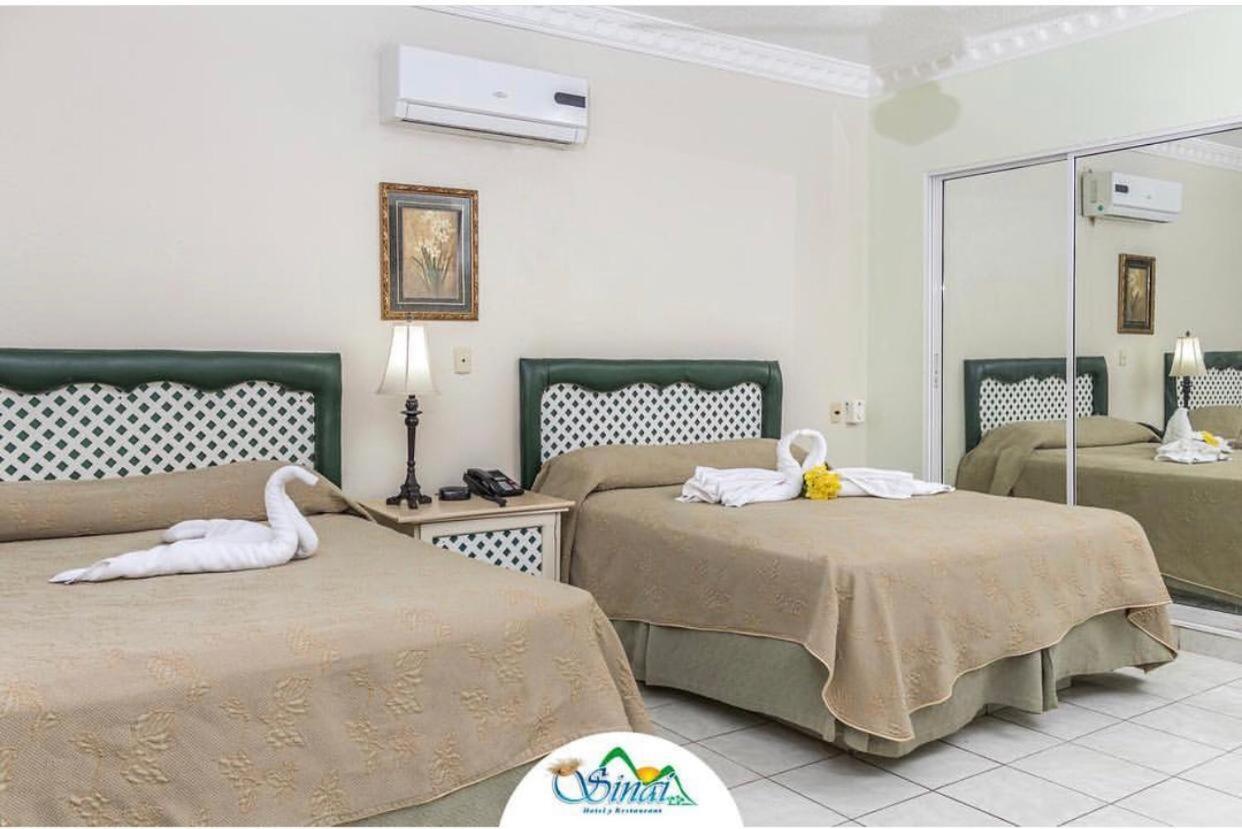 Hotel Sinai Nagua Exteriör bild